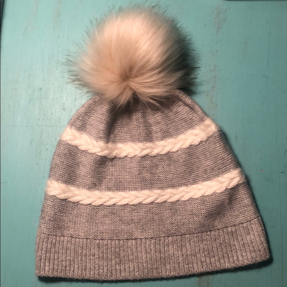 NWOT Talbots Pom Pom hat
